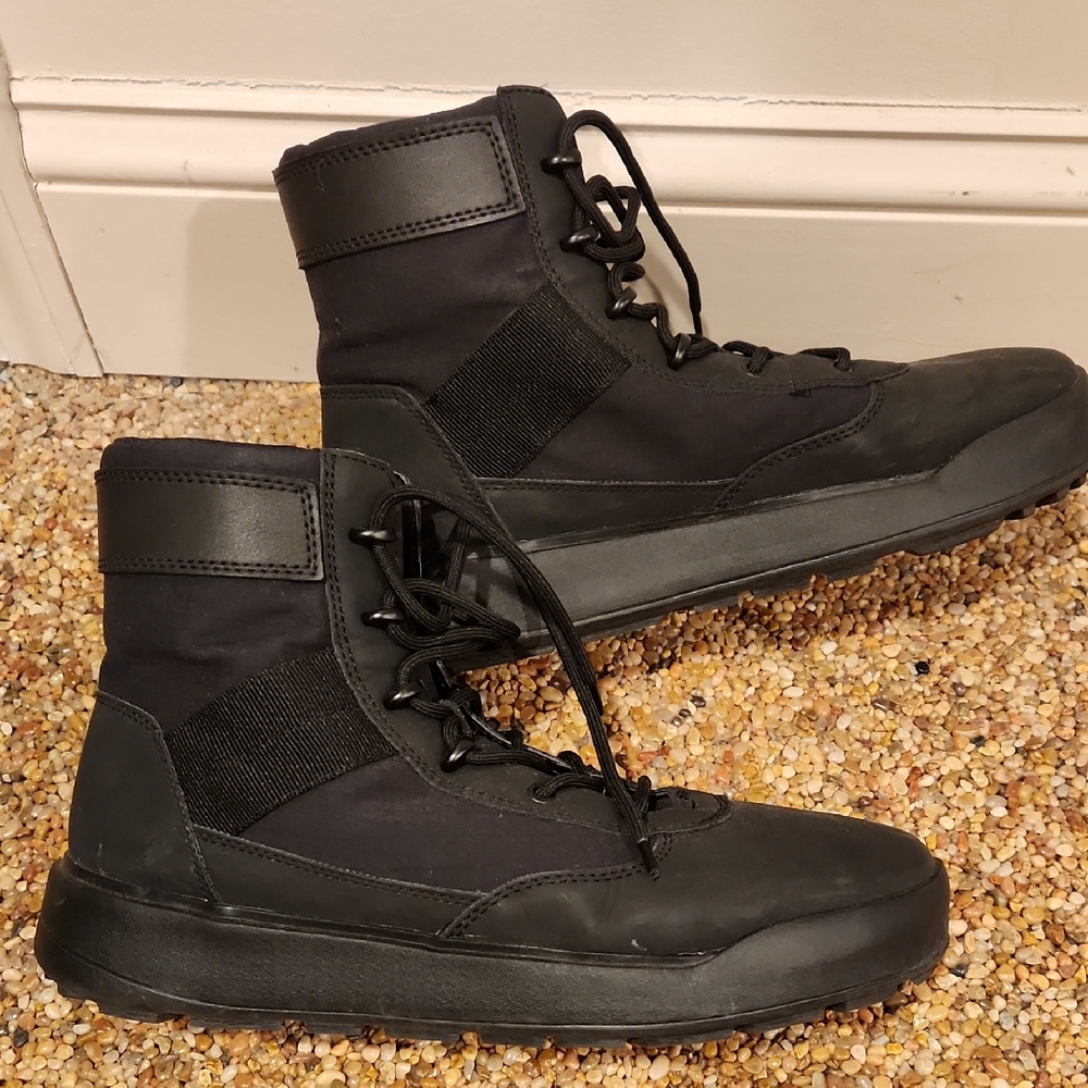 Zara Men's Black Laced Boots